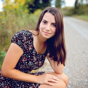 Meet your Posher, Madison